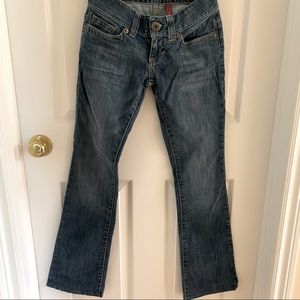 GUESS jeans